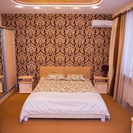 Siesta Hotel Harkiv Dış mekan fotoğraf