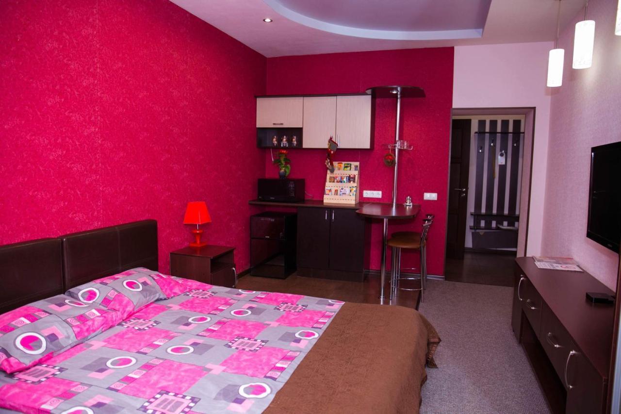 Siesta Hotel Harkiv Dış mekan fotoğraf