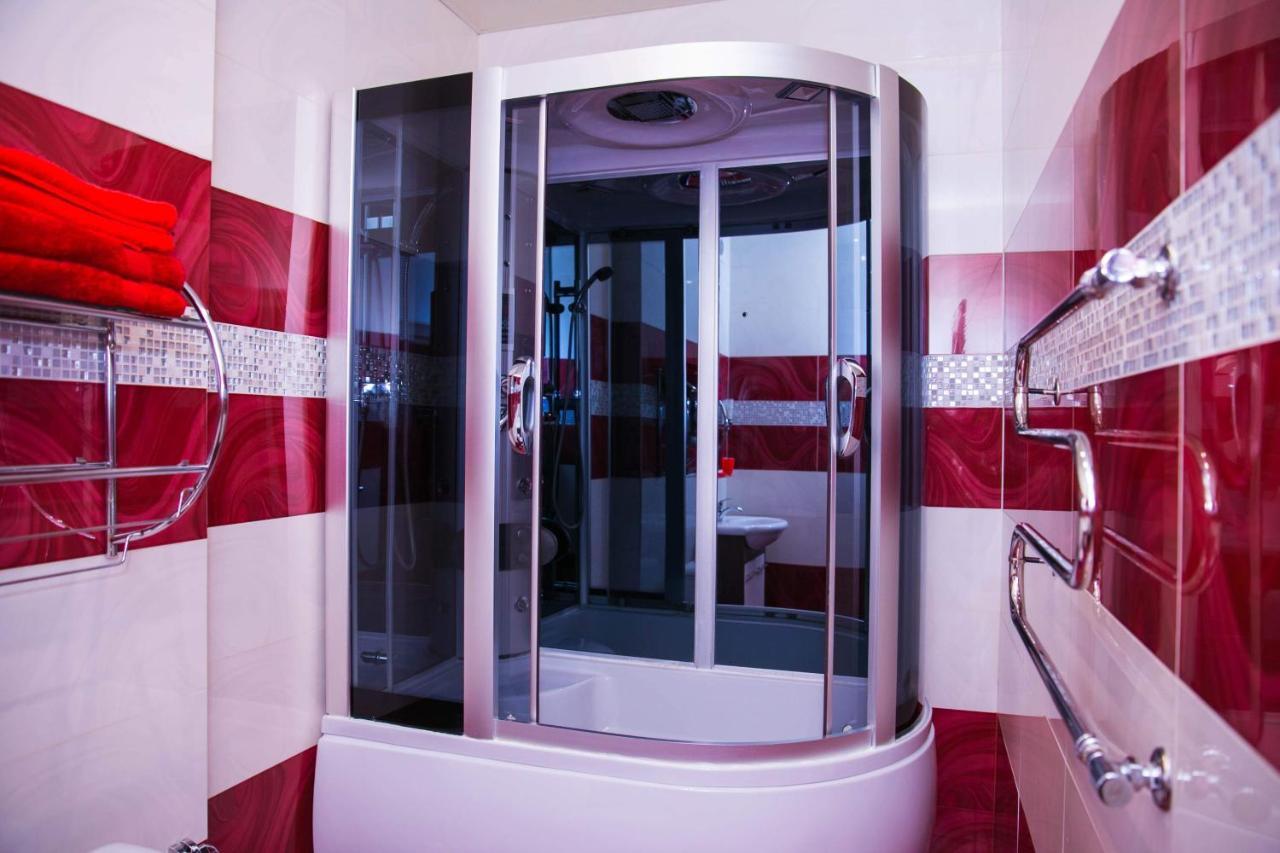 Siesta Hotel Harkiv Dış mekan fotoğraf