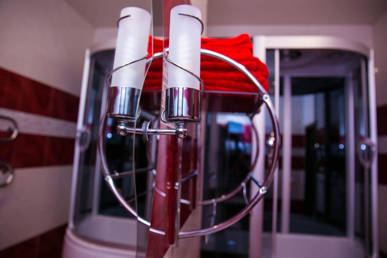 Siesta Hotel Harkiv Dış mekan fotoğraf