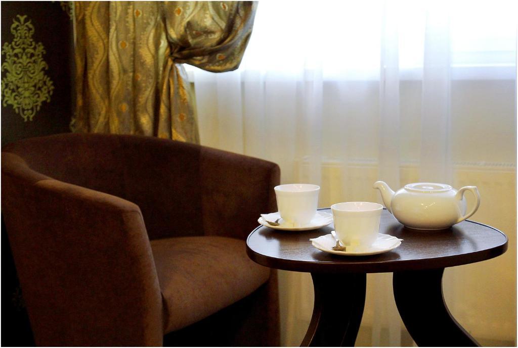 Siesta Hotel Harkiv Oda fotoğraf