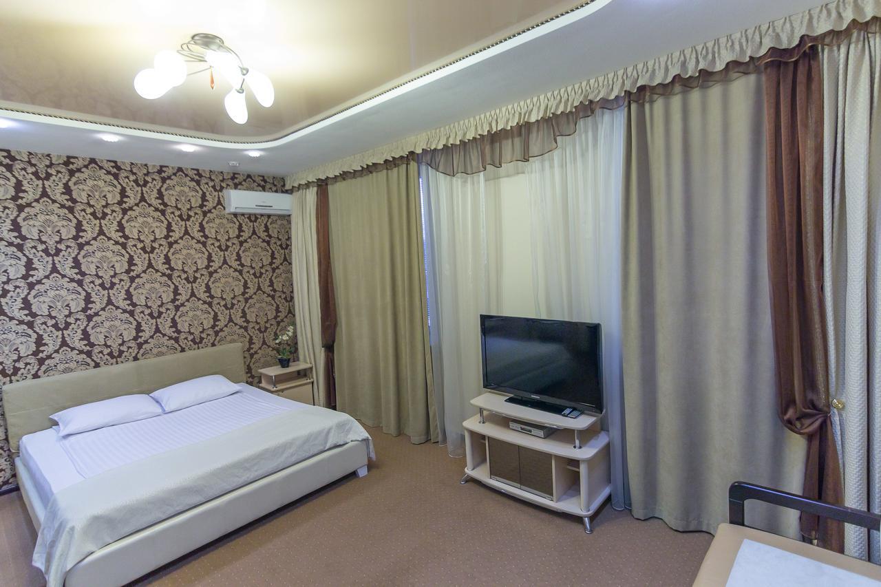 Siesta Hotel Harkiv Dış mekan fotoğraf