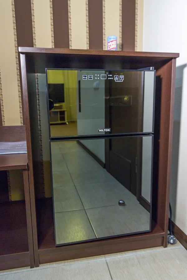 Siesta Hotel Harkiv Dış mekan fotoğraf