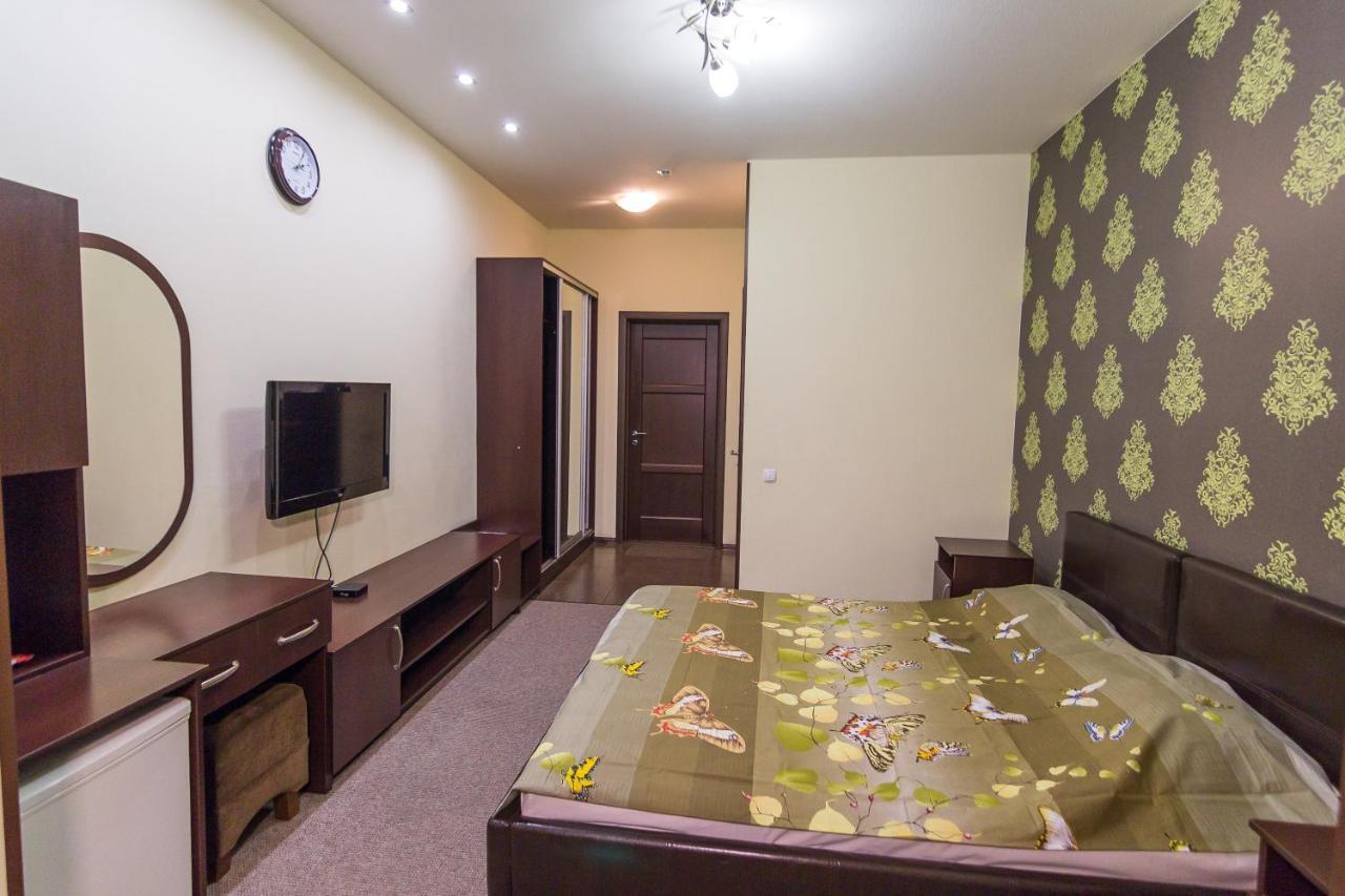 Siesta Hotel Harkiv Dış mekan fotoğraf