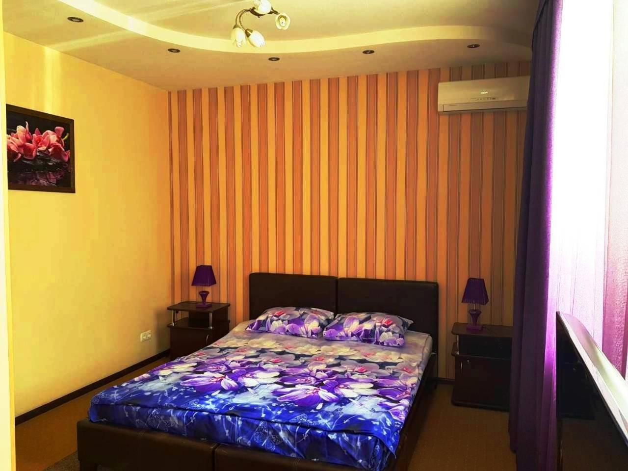 Siesta Hotel Harkiv Dış mekan fotoğraf
